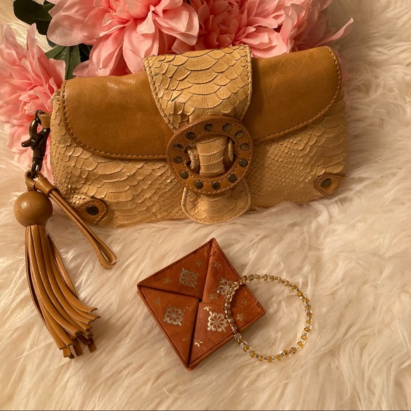 Babee D Clutch Purse Tan Yellow Snakeskin Bundle - Picture 2 of 13